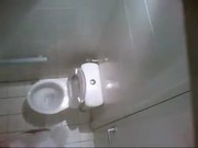 Порно скрытая камера в общих туалетах онлайн